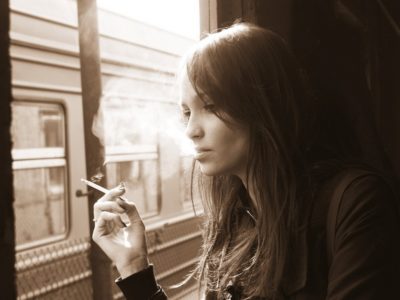 можно ли в поезде курить